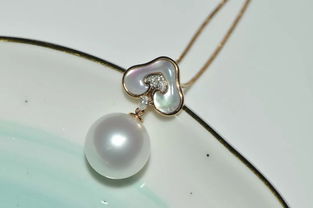 首飾設(shè)計(jì)新力量 亮寶樓首屆中國(guó)獨(dú)立珠寶設(shè)計(jì)師作品展專(zhuān)訪(fǎng)——連若辰的珠寶藝術(shù)世界